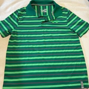 Youth under armor collar shirt . Youth large very small spot on sleeve pictures